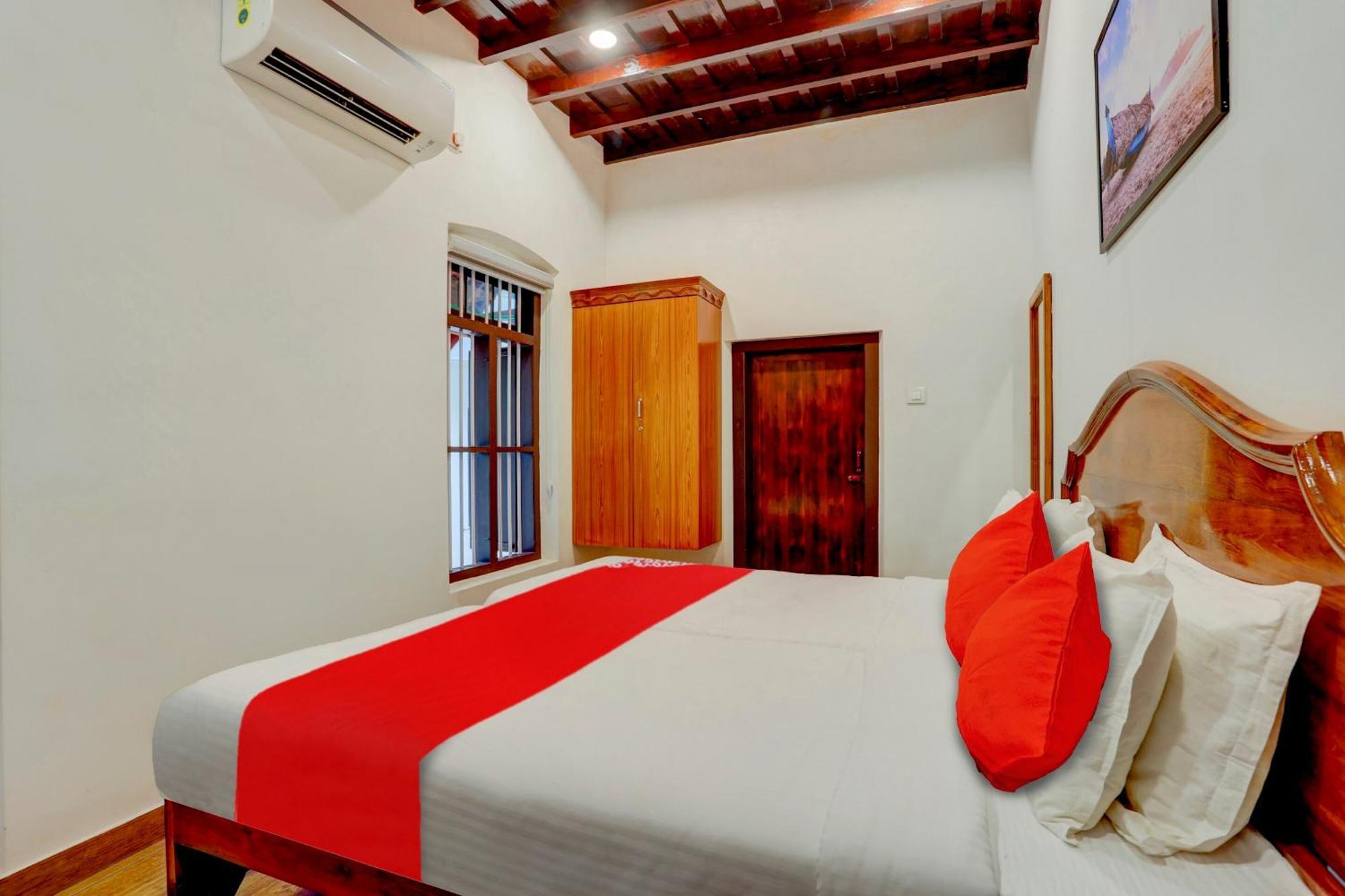 Hotel O Poptavern Heritage Kovalam Bagian luar foto